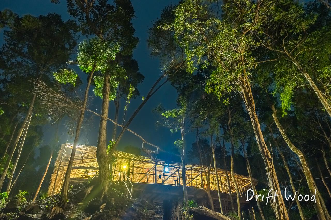 Driftwood Hostel And Bungalows Rongszanlöm-sziget Kültér fotó